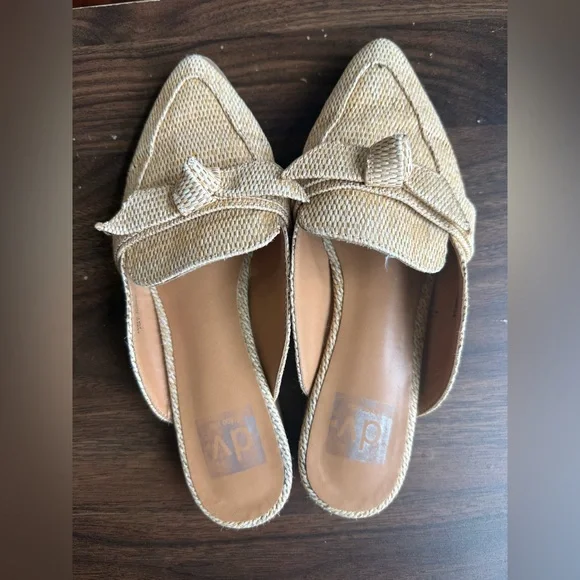 Dolce Vita Natural Raffia Pointed-Toe Slip-On Mules with Bow - Picture 3 of 6